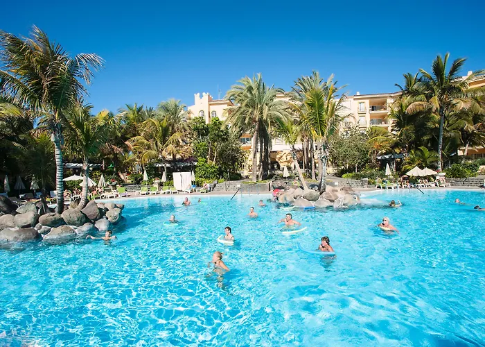 Palm Oasis Szálloda