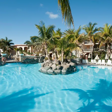 ホテル パーム オアシス