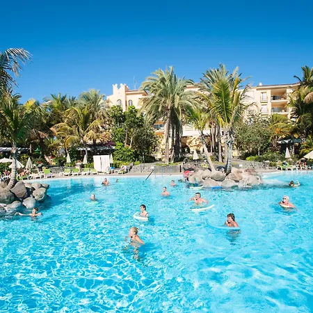 パーム オアシス ホテル