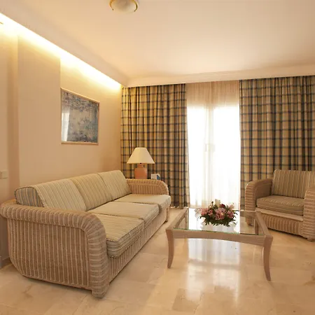 Ξενοδοχείο Palm Oasis