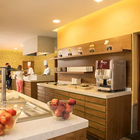Hotel Palm Oasis 3*
